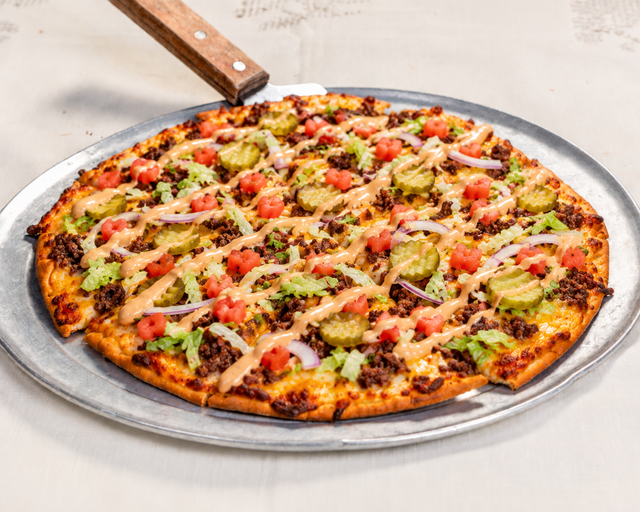 14" Cheeseburger Pizza.